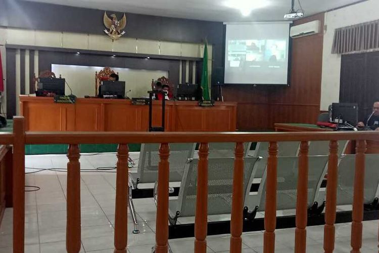 Sidang kasus investasi bodong di PN Pekanbaru, Riau, Kamis (10/3/2022).