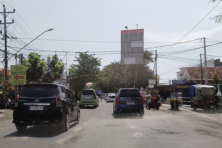 Jalan Pemuda Pantura Kendal Jawa Tengah. KOMPAS COM/SLAMET PRIYATIN