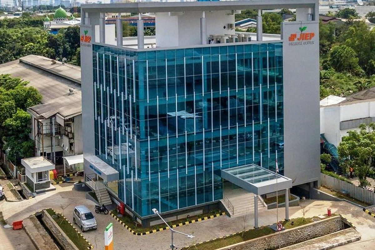 Salah satu kantor kawasan PT Jakarta Industrial Estate Pulogadung (JIEP), Cakung, Jakarta Timur.
