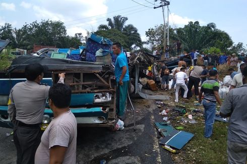 Ini Nama-nama Korban Kecelakaan Maut Bus di Riau