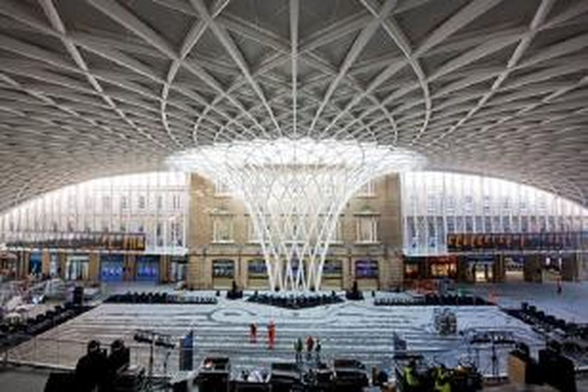 Tempat pertemuan, persimpangan King Cross, London.