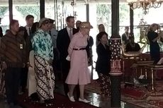 Ratu Denmark Berharap Ada Orang Indonesia Mengajar Batik di Negaranya