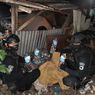 Rumah Warga di Kota Solo Digeledah Polisi Malam Hari, Ketahuan Sembunyikan Puluhan Miras