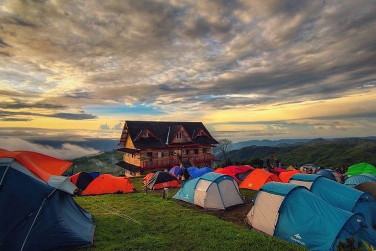 Camping ground Taman Langit Pangalengan, salah satu wisata Pangalengan yang hits.