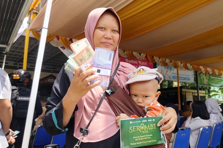 Untuk bisa tukar uang baru di PINTAR BI hanya bisa dilakukan dengan mendaftar online lebih dulu. Caranya dengan membuka situs penukaran uang baru BI PINTAR di https://pintar.bi.go.id.