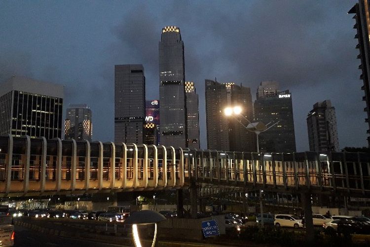 Penampilan Jembatan Penyebrangan Orang (JPO) Bundaran Senayan, Jalan Jenderal Sudirman, Jakarta Pusat pada Rabu (9/1/2019) setelah direvitalisasi.