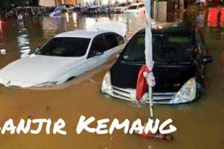 Ilustrasi banjir di Kemang, Sabtu (27/8/2016).