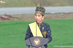 Jokowi Usahakan Bansos Beras Lanjut sampai Desember 2024, Beri Isyarat Anggaran Cukup