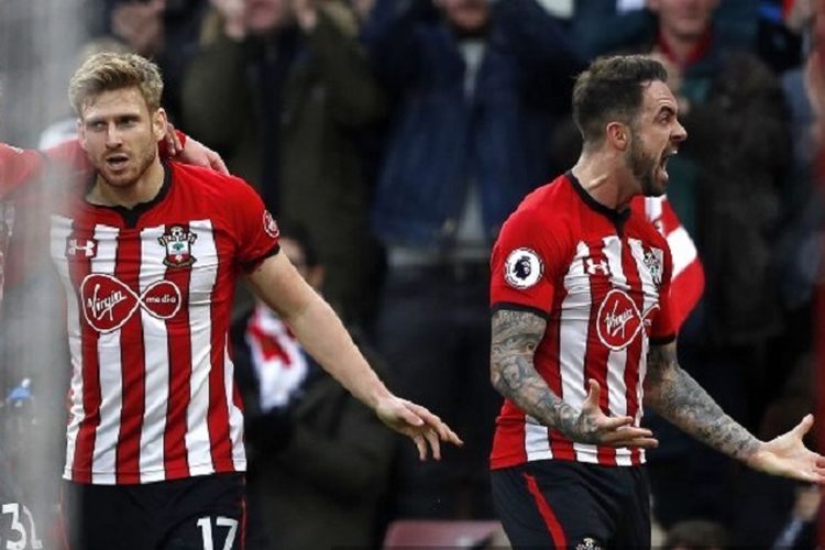 Danny Ings (kanan) merayakan golnya pada laga Southampton vs Arsenal di Stadion St. Marys pada lanjutan Liga Inggris, 16 Desember 2018. 