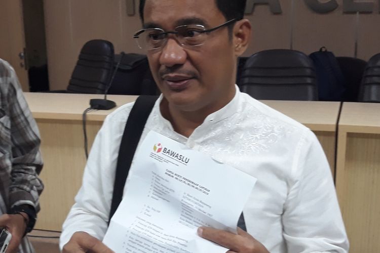 Calon legislatif asal Partai Gerindra, Basri Kinas Mappaseng, melaporkan dugaan praktik jual beli suara Pemilu 2019 ke Badan Pengawas Pemilu (Bawaslu)