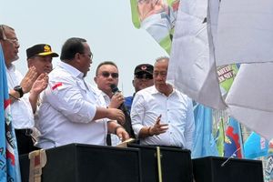 Dasco Temui Demonstran: Prabowo Telah Tunaikan Janji, Hidup Buruh!