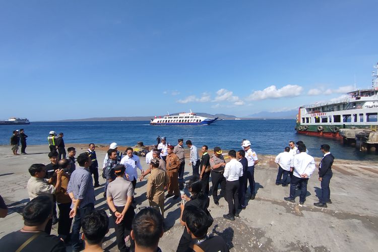 Perbaikan Dermaga Bulusan Ketapang Ditarget Tuntas Sebelum Nataru