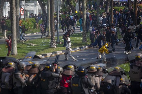 43 Orang Ditangkap Setelah Demo di BP Batam Ricuh, 5 Positif Narkoba