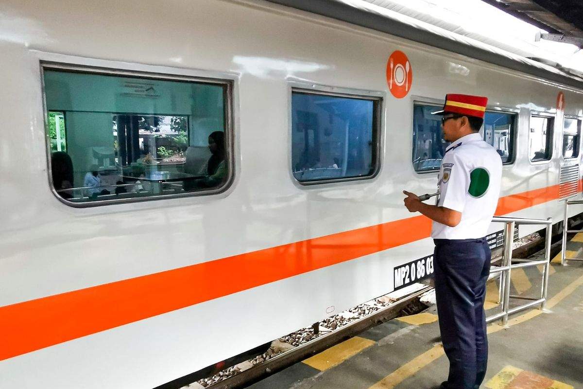 PT KAI Daops 9 Jember kembali mengoperasikan KA Mutiara untuk transportasi Lebaran 2024.
