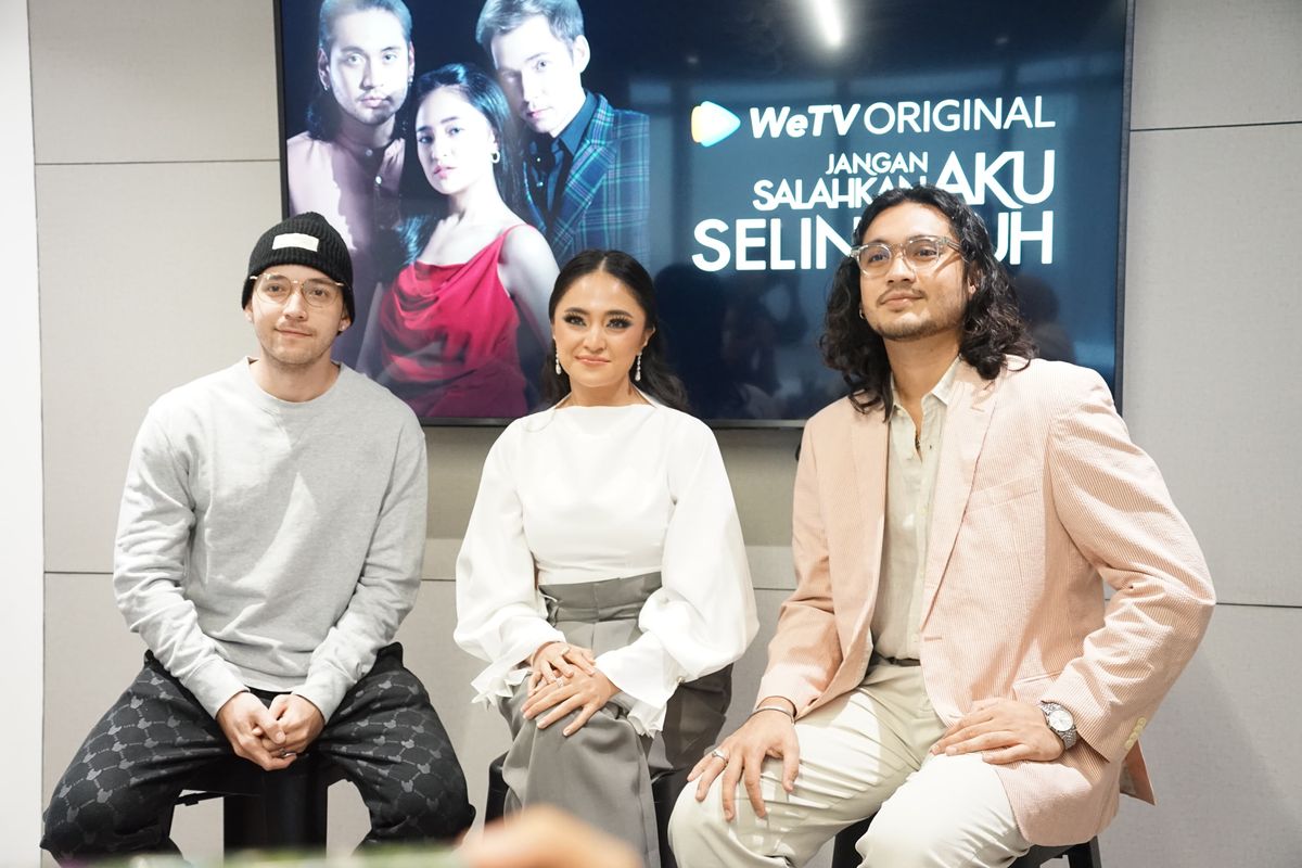 Dari kiri ke kanan; Stefan William, Marshanda, dan Giorgino Abraham menjadi pemeran utama serial Jangan Salahkan Aku Selingkuh.