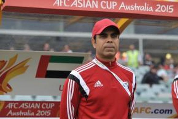 Pelatih Uni Emirat Arab, Mahdi Ali Hassan.