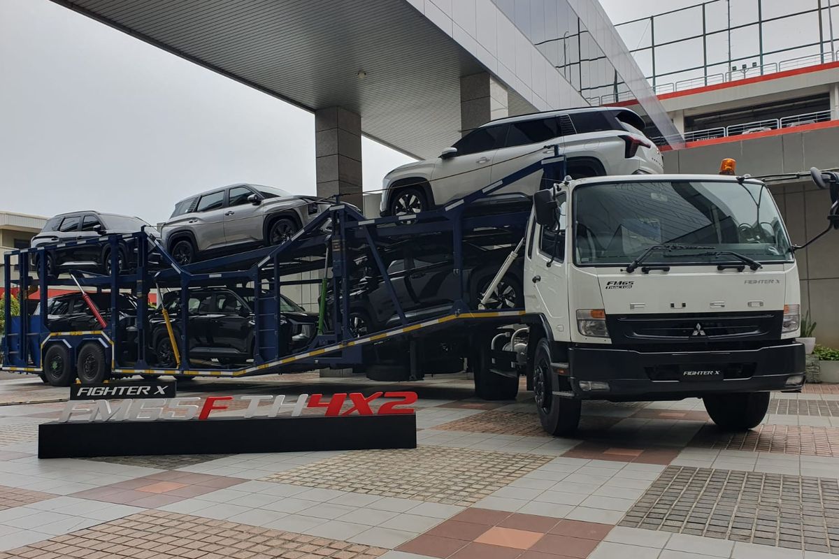 Mitsubishi Fuso Fighter X FM65F TH 4x2 resmi meluncur di Indonesia