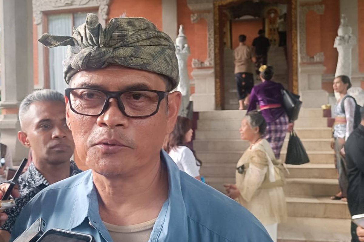 Kepala Dishub Bali IGW Samsi Gunarta saat dijumpai wartawan di Gedung Wismasaba Kantor Gubernur Bali, pada Kamis (10/4/2025). KOMPAS.COM/ Yohanes Valdi Seriang Ginta 