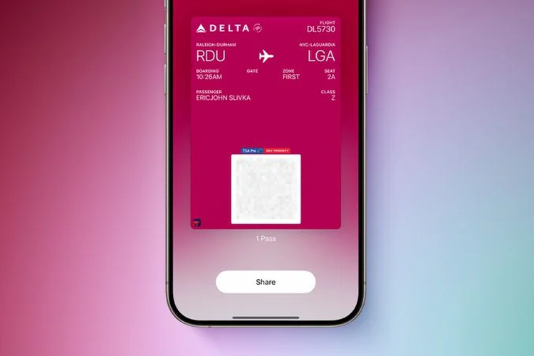 Fitur AirDrop di iPhone bisa membagikan boarding pass, tiket bioskop, dompet online, dan lain-lain