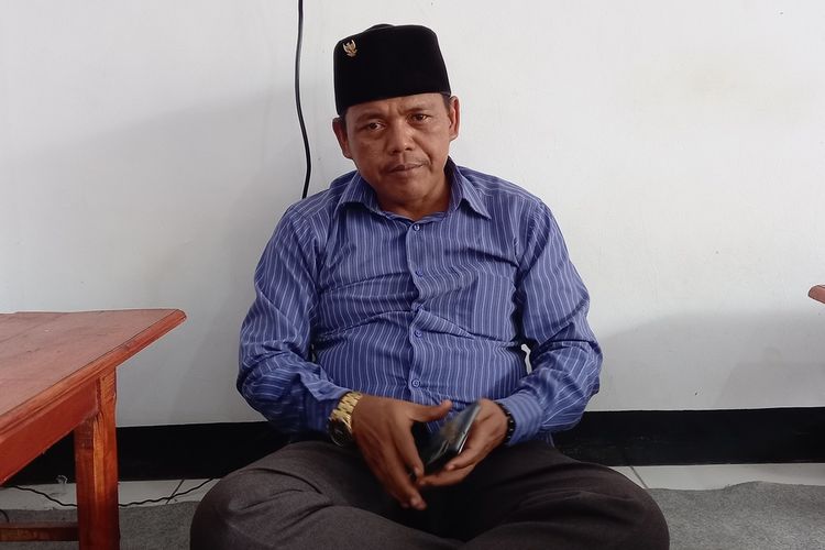 Ki Jamil Badranaya yang mengaku sebagai juru bicara dari Rumah Angling Dharma di Pandeglang.