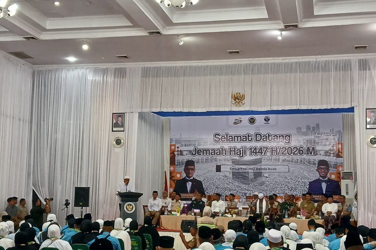 Mualem Lepas Jemaah Haji Kloter 1 Aceh, Ingatkan Pentingnya Bersihkan Hati dari Sifat Hasad