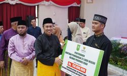 Tingkatkan Kualitas Pendidikan, Syamsuar Salurkan Beasiswa S1 Luar Negeri untuk 100 Mahasiswa Riau
