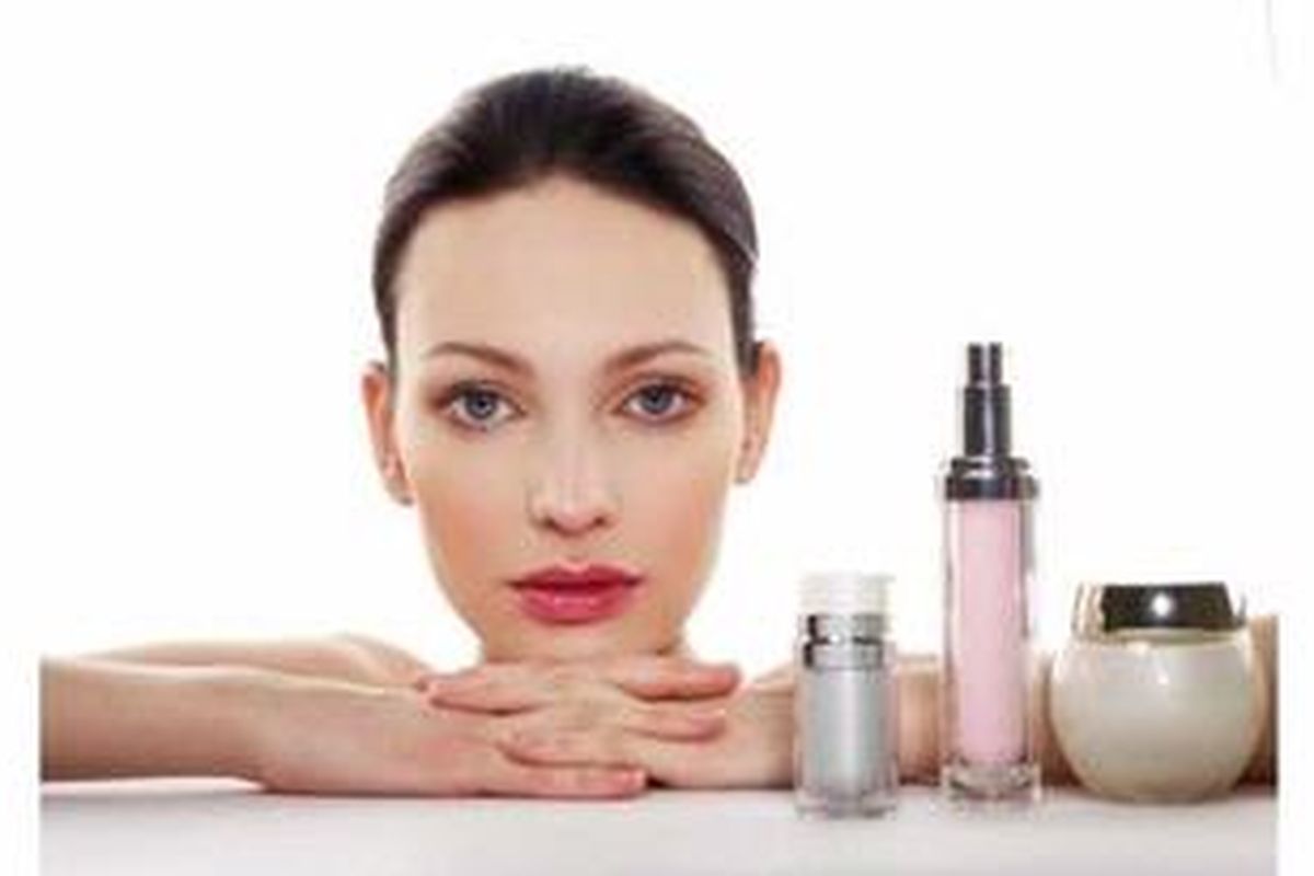 Dari sekian banyak produk kecantikan wajah, toner masih dianggap tak penting.