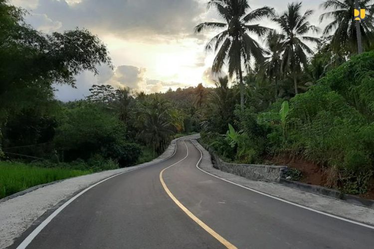 Preservasi Jalan Girian-Likupang.