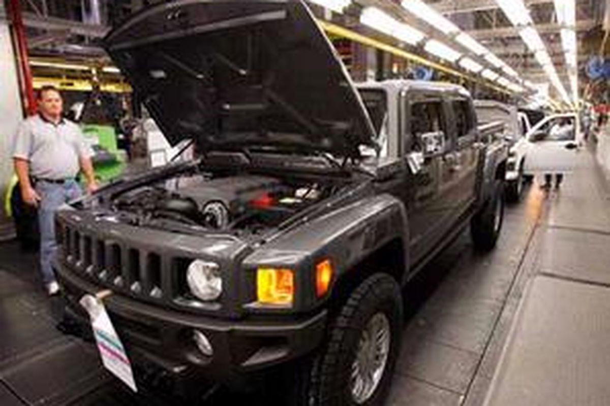 Pabrik Hummer di Shreveport, Amerika Serikat, merakit H3.