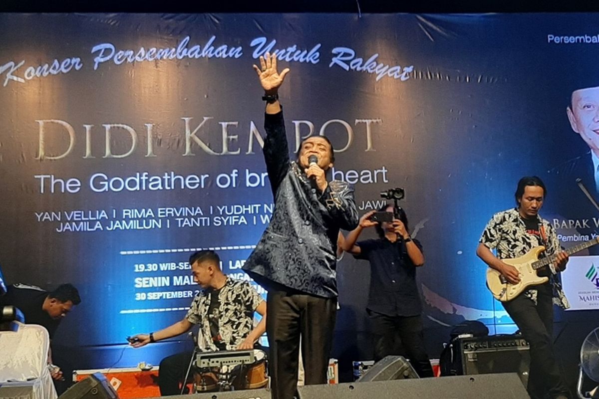 Didi Kempot Saat Konser Oleh Lembaga Pendidikan Mahesa Agni di Lapangan Ngawu, Kecamatan Playen, Gunungkidul Senin (30/9/2019) malam