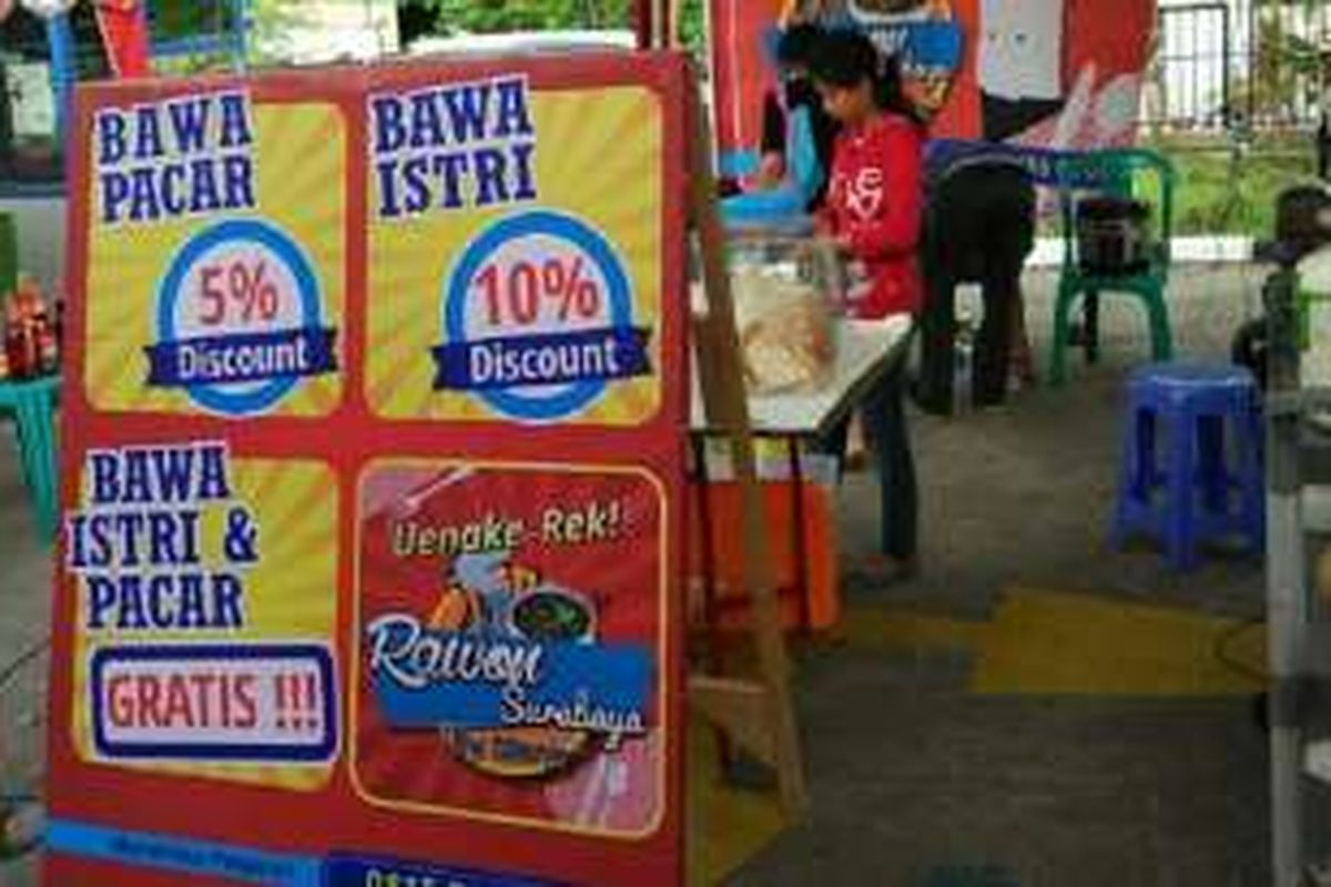Rawon khas Surabaya yang jadi viral,  di Ventura Food Court Jl Ki Mangunsarkoro No 15, Semarang