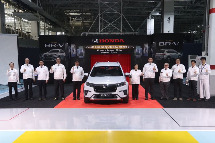 Honda mulai produksi massal BR-V generasi kedua, Senin (13/12/2021).                       