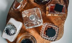 Punya Botol Parfum Bekas di Rumah? Kreasikan Menjadi 5 Hal Ini
