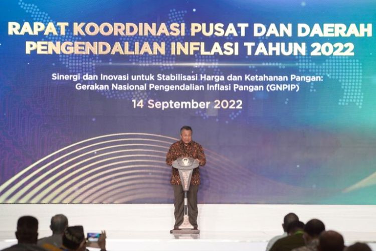 Gubernur Bank Indonesia Perry Warjiyo dalam Rakorpusda 2022 di Surabaya, Jawa Timur, Rabu (14/9/2022) 


