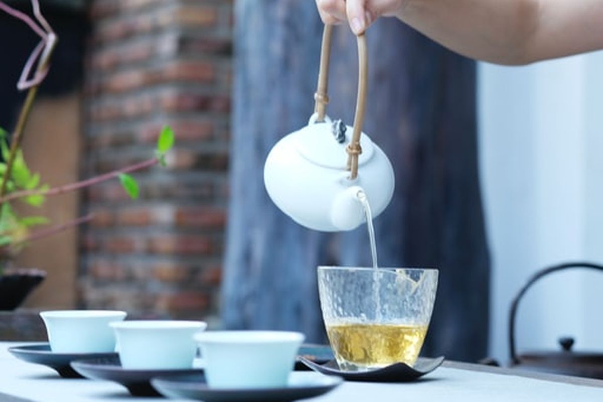 Minum teh hijau untuk diet akan memberikan hasil yang lebih.