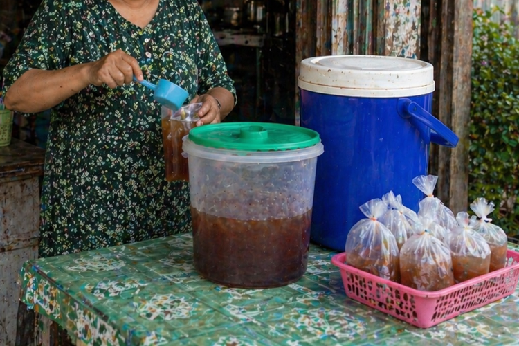 Kampung Es Teh Gentong Manggarai Jaksel, Bertahan di Tengah Gempuran Minuman Kekinian