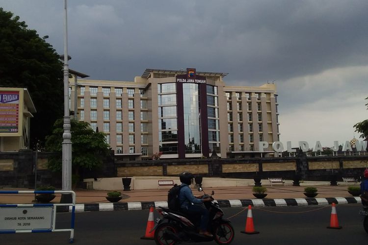 Gedung Mapolda Jateng