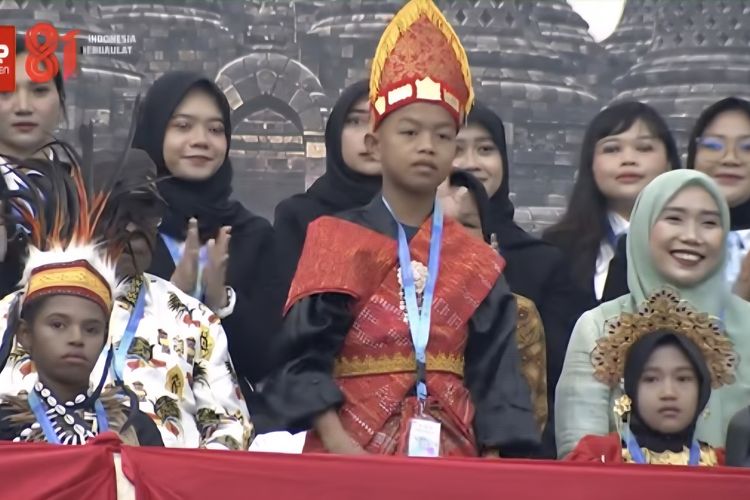 Cerita Risky, Sempat Jualan Ikan Sebelum Akhirnya Masuk Sekolah Rakyat