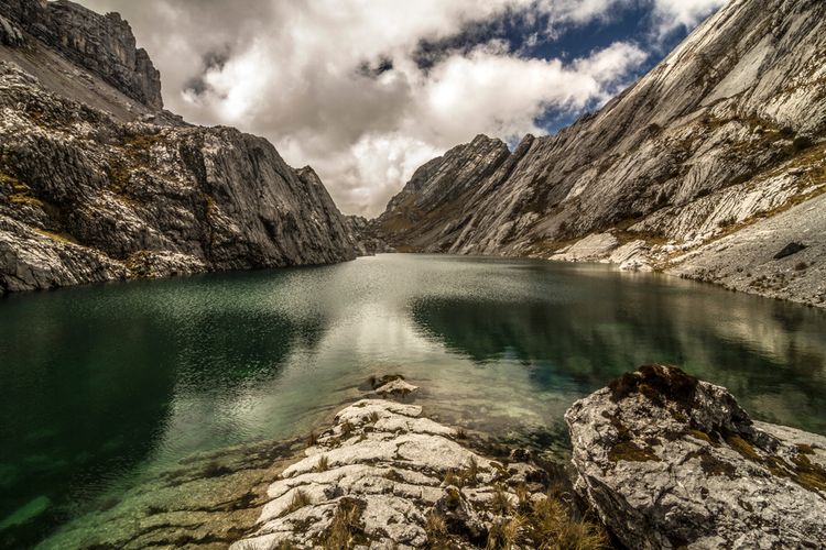 Panduan Wisata ke Taman  Nasional  Lorentz  yang Masuk Google 