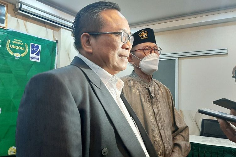 Rektor Unissula Semarang Prof Dr Gunarto SH MHum