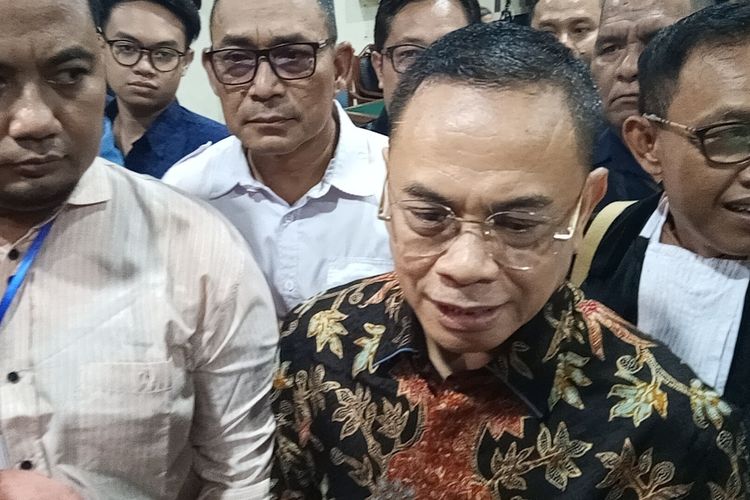 5 Fakta Sidang Sudewo: Eksepsi Ditolak, Pendukung Kepung Mobil hingga Dievakuasi dengan Rantis