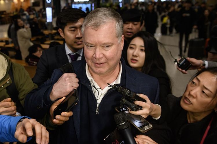 Utusan khusus AS untuk Korea Utara Stephen Biegun saat tiba di bandara internasional Incheon pada 3 Februari 2019, sebelum melanjutkan perjalanan ke Pyongyang.