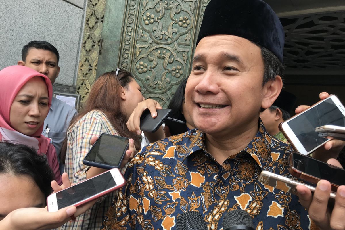 Mirza Adityaswara di Jakarta Pusat, Jumat (7/12/2018)