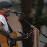 Glenn Fredly, dari Misi Perdamaian di Maluku hingga Kenangan Tabloid Bola