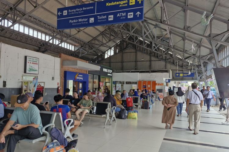 Jumlah Penumpang Naik 15 Persen di Momen lebaran 2026, Daop 4 Semarang Tambah 10.000 Kursi