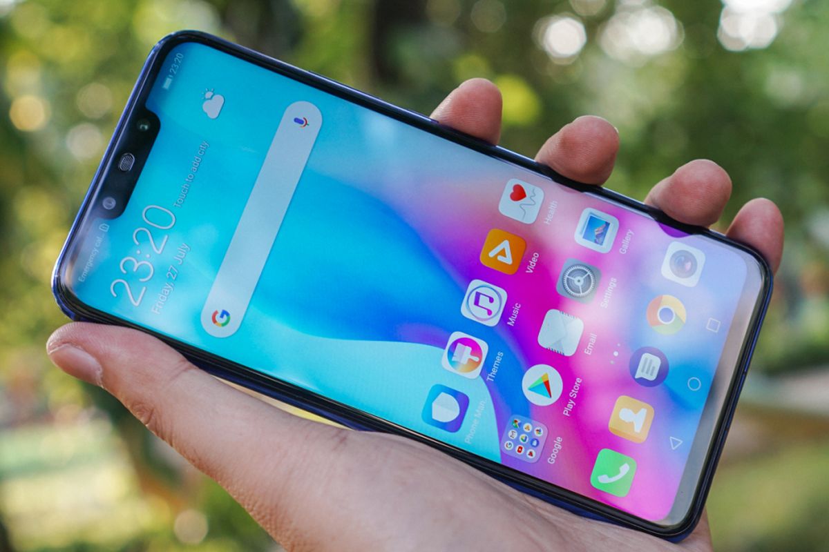 Tampilan depan Huawei Nova 3i.