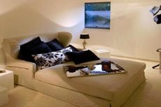 Selain Hemat Tempat, Ini 5 Kelebihan Sofa Bed untuk Ruang Tamu Sempit
