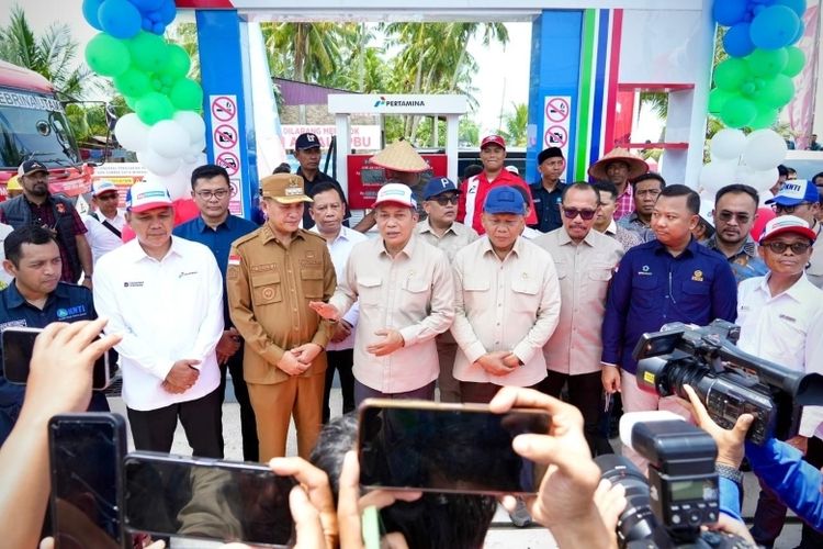 Menkop Resmikan SPBUN Koperasi di Aceh Selatan, Dorong Keadilan Energi Nelayan