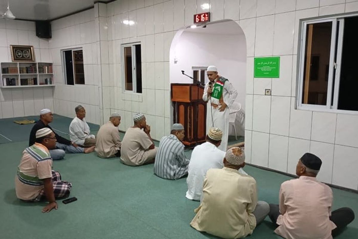 Kegiatan safari dakwah Ramadan Ustaz Ach Fauzi, salah satu Dai Ambassador Dompet Dhuafa yang mengemban tugas dakwah di Suriname pada bulan suci kali ini, Jumat (15/3/2024).