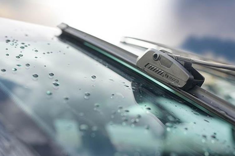 Bosch Wiper Clear Advantage dengan teknologi flat blade